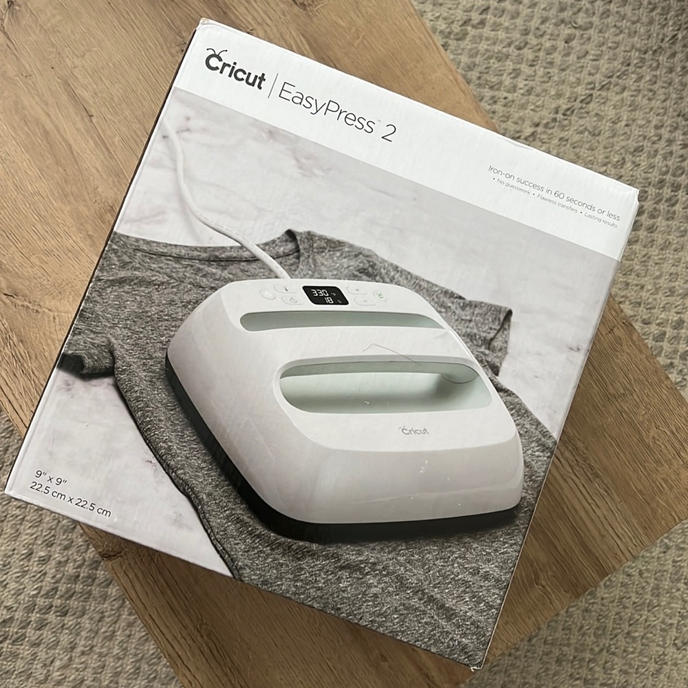 Cricut Easy Press 2 - 9 x 9